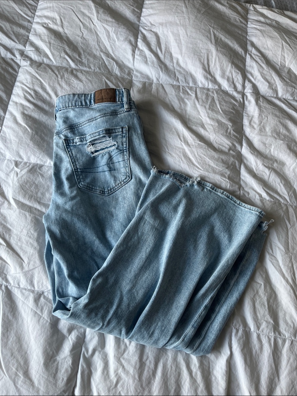 High rise american eagle shortwide leg jeans